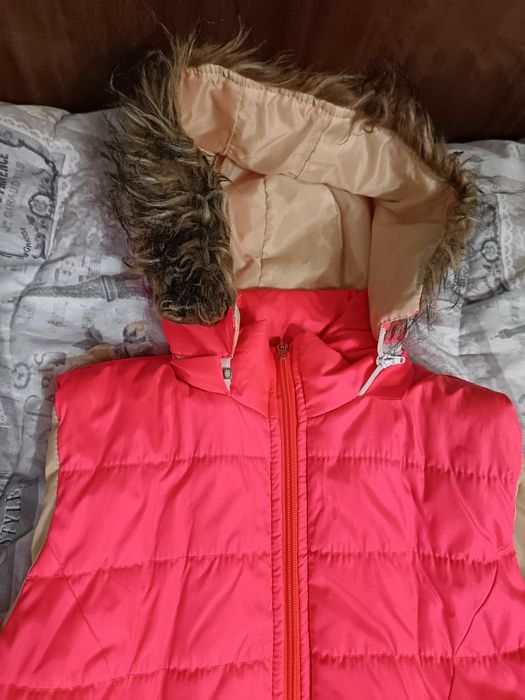 Дамски розов елек