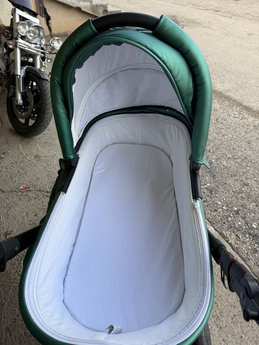 Бебешка количка !