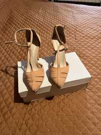 Sandale din piele/ botine Zara