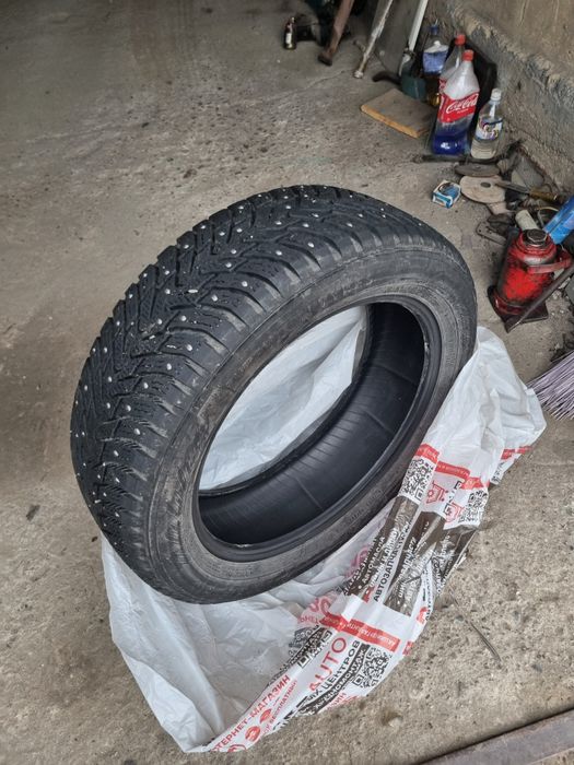 Продам комплект зимних шин 225/55