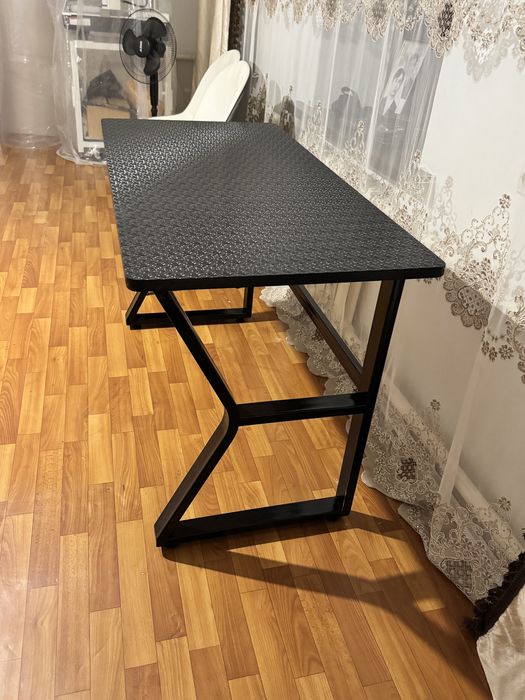 Письменный стол, офисный