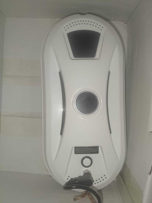 Робот мойщик окон