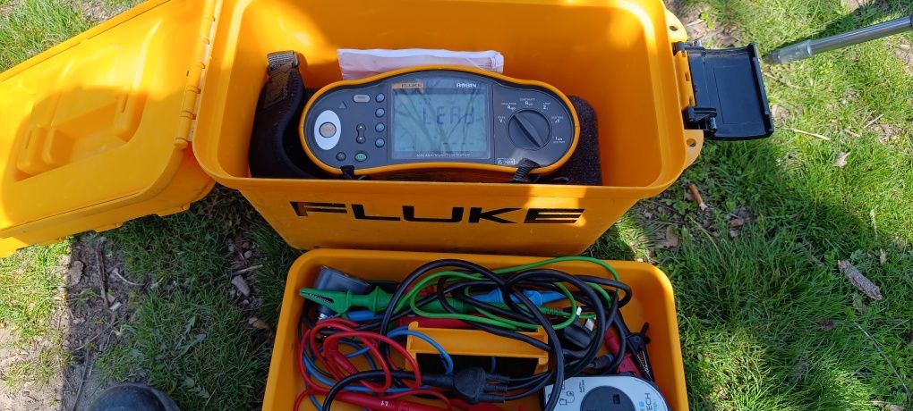 Fluke 1652 мутиметер