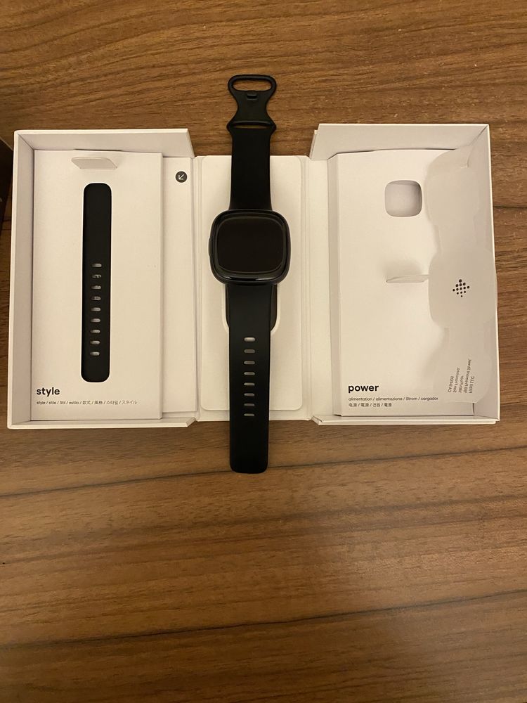 Smartwatch Fitbit Versa 4