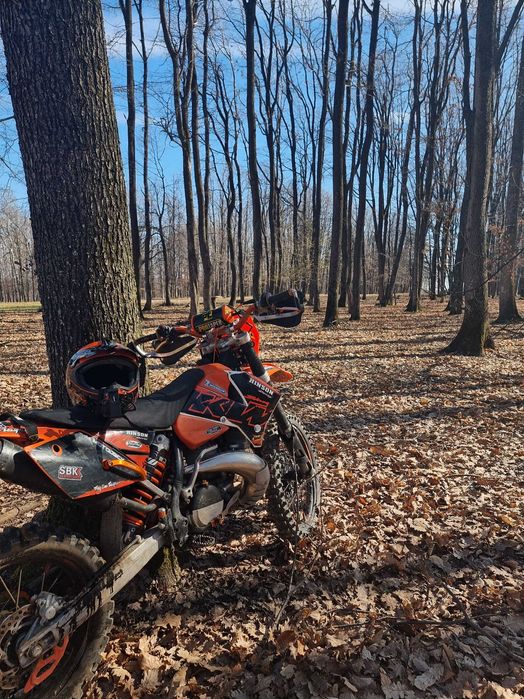 Enduro 300 KTM 2t   (nu huqvarna ,nu honda ,nu kawasaki ,nu beta )