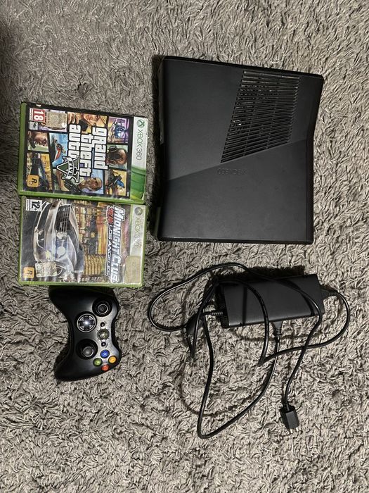 Vand Console Xbox 360 S