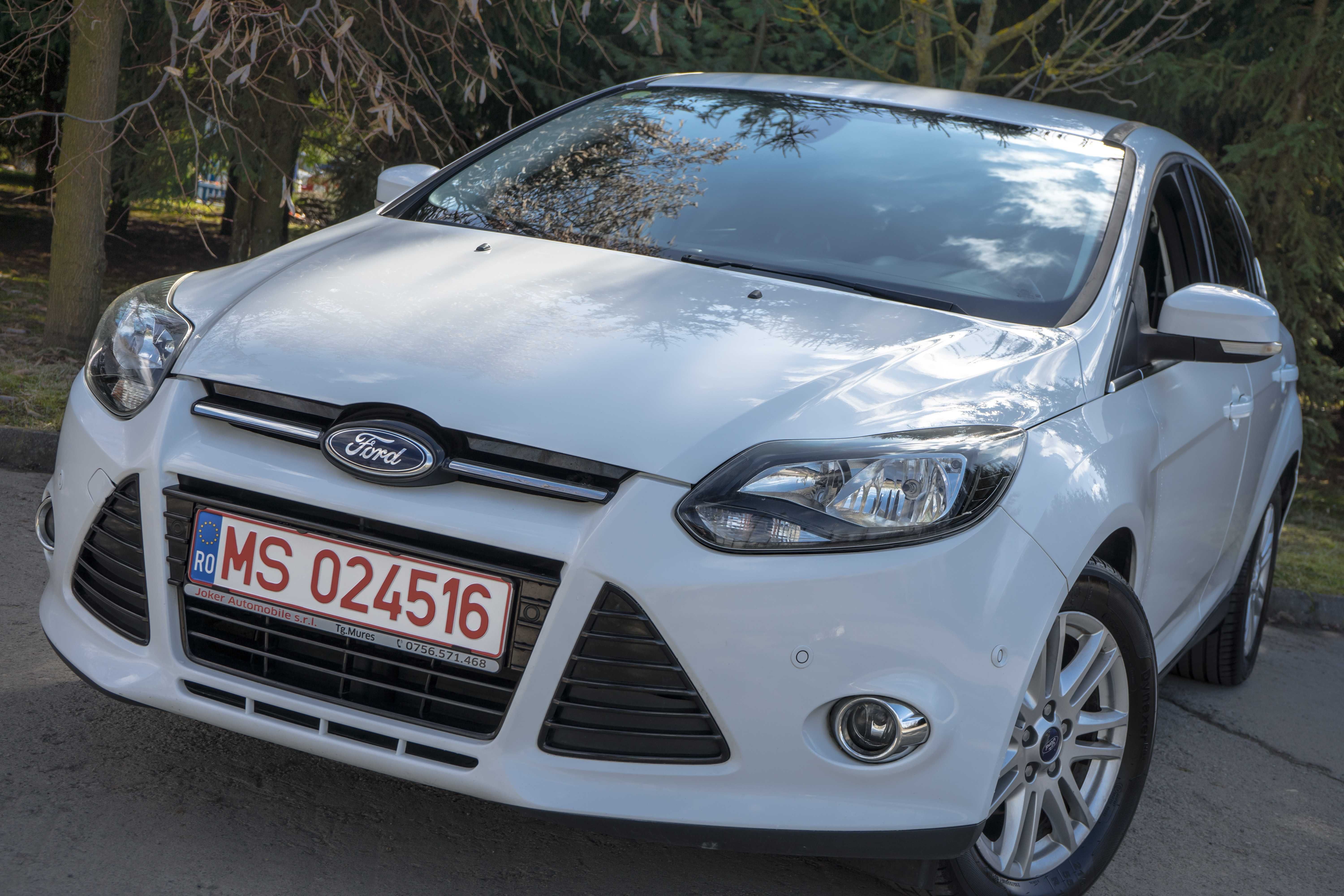 Ford Focus 2012 Titanium Hatchback KmReali si Garantie 12Luni