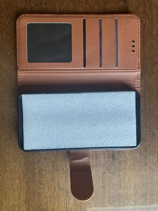 Vand 4 huse iphone 7/8/SE