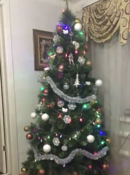 Искусственная елька 210см