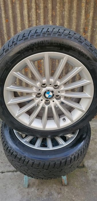 Jante bmw cu anvelope de iarna 18" + cadou 2 de vara