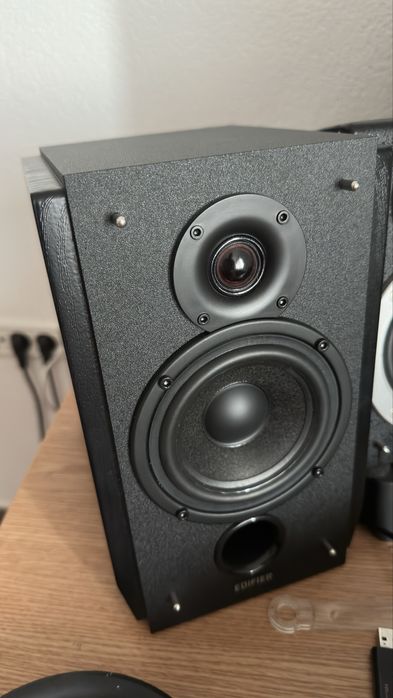 Boxe edifier 1700 BT ,66w rms ,conexiune analogica si bluetooth