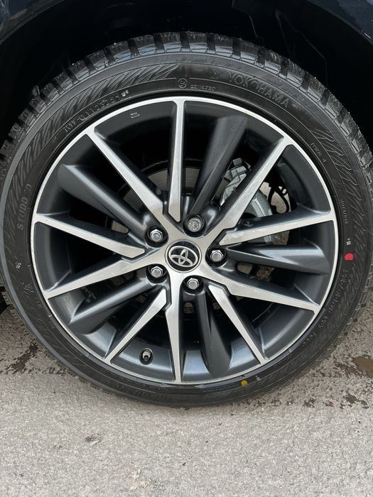 Резина зимняя Yokohama R 18 235/45