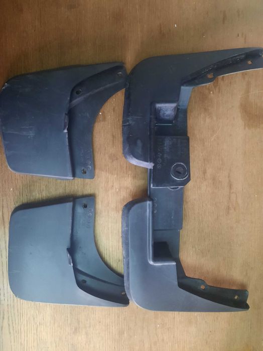 Брызговики на LADA X RAY