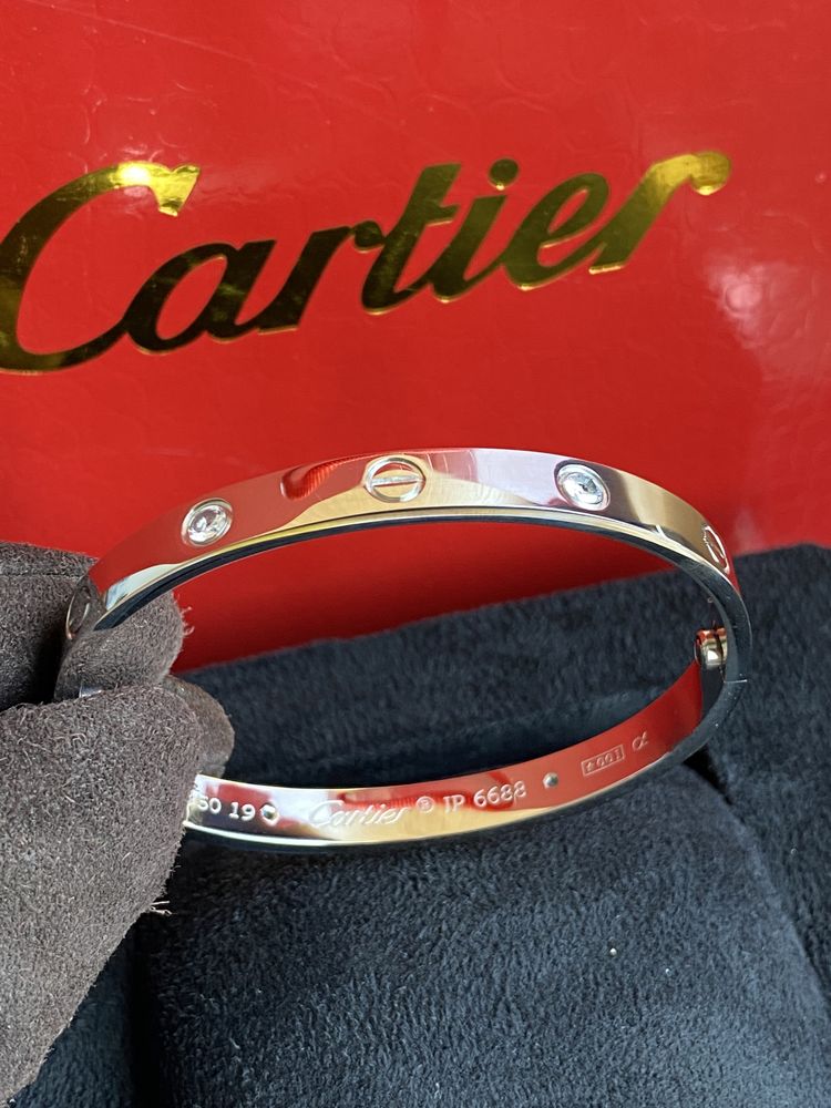 Brățară Cartier LOVE 19 White Gold 585 Diamond