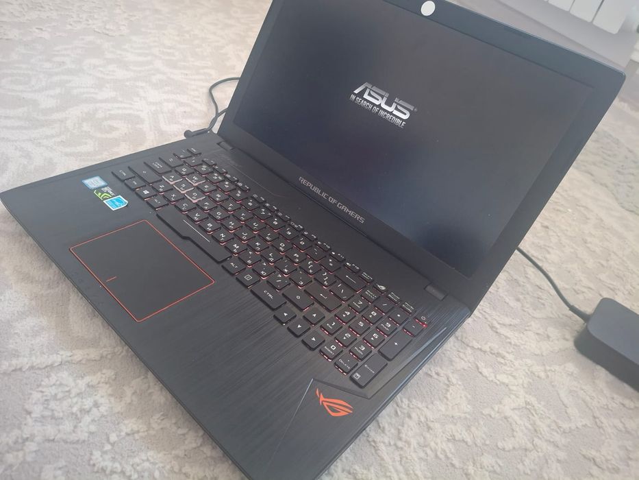 Ноутбук  Asus rog v553gl