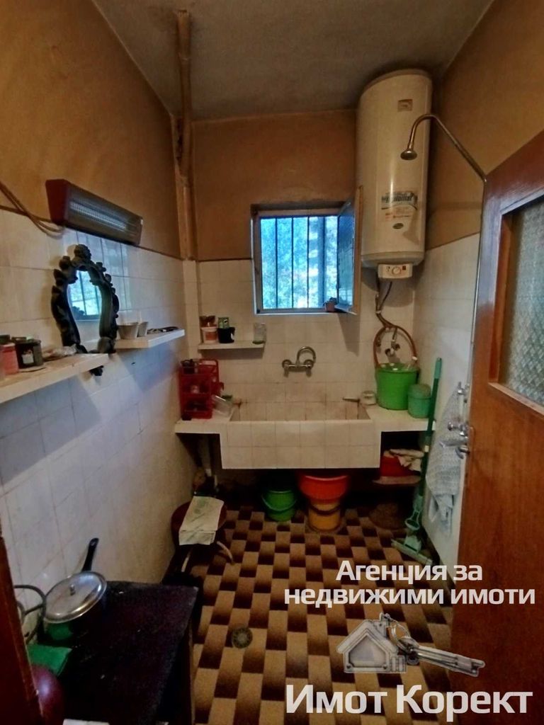 Продава се Етаж от къща в Асеновград - 120 кв.м за 734 €/кв.м - Снимка #5