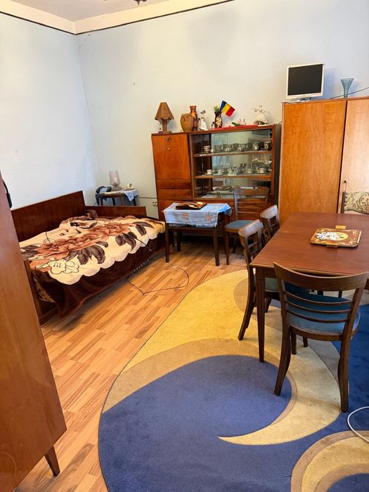 Apartamente.  Duplex la casa de închiriat la întrare in Copou , lângă