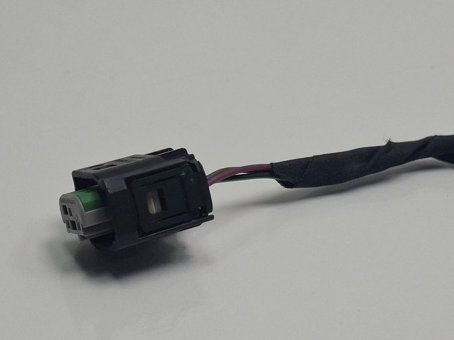 Mufa conector 3 pini VOLKSWAGEN GOLF VI 5K1 2008 - 2013 TDI CBDC, CLCA