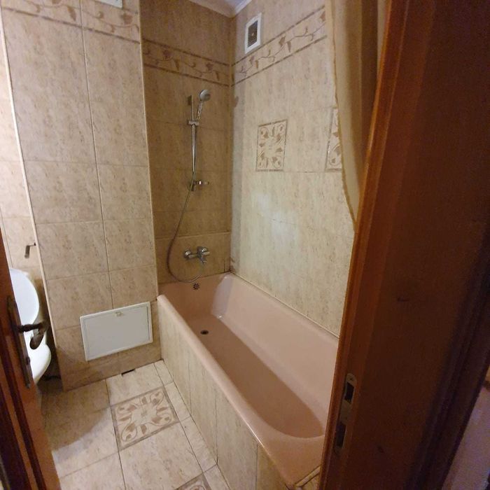 De inchiriat 3 Camere Craiova Ramada - decomandat electrocasnice noi