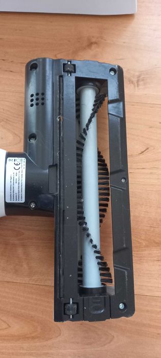 Aspirator Livington Prime pe acumulator.