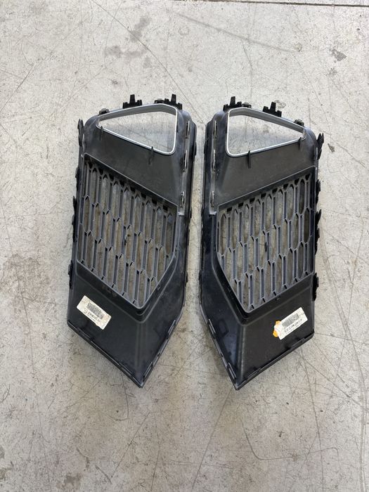 решетки за броня за audi a7 c8 sline 4K8807682B/4K0807681B