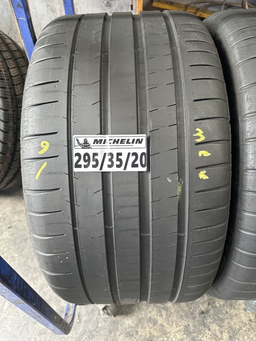 295/35/20 Michelin
