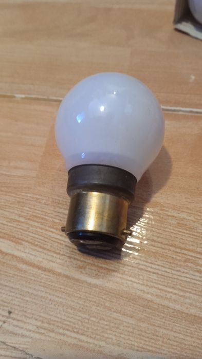 Lustra rustica din fier forjat si portelan pictat manual + 3 becuri