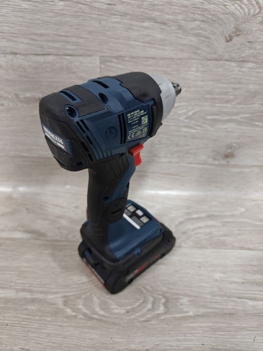 Impact Bosch GDS 18V-330 HC