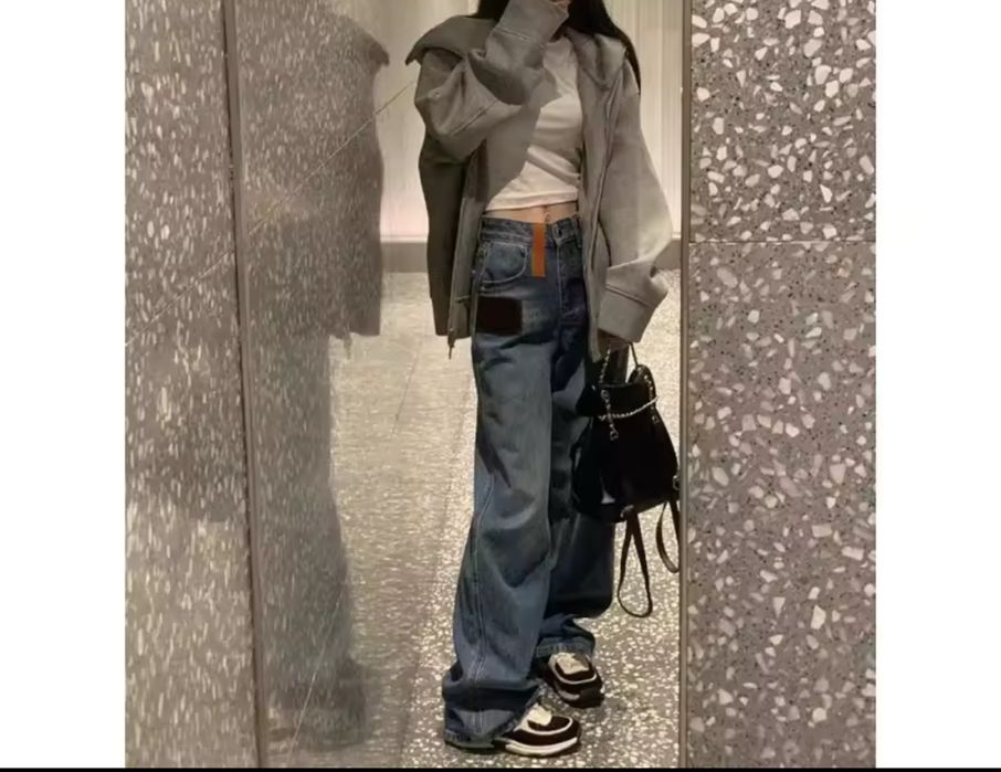 Дънки нов модел LV