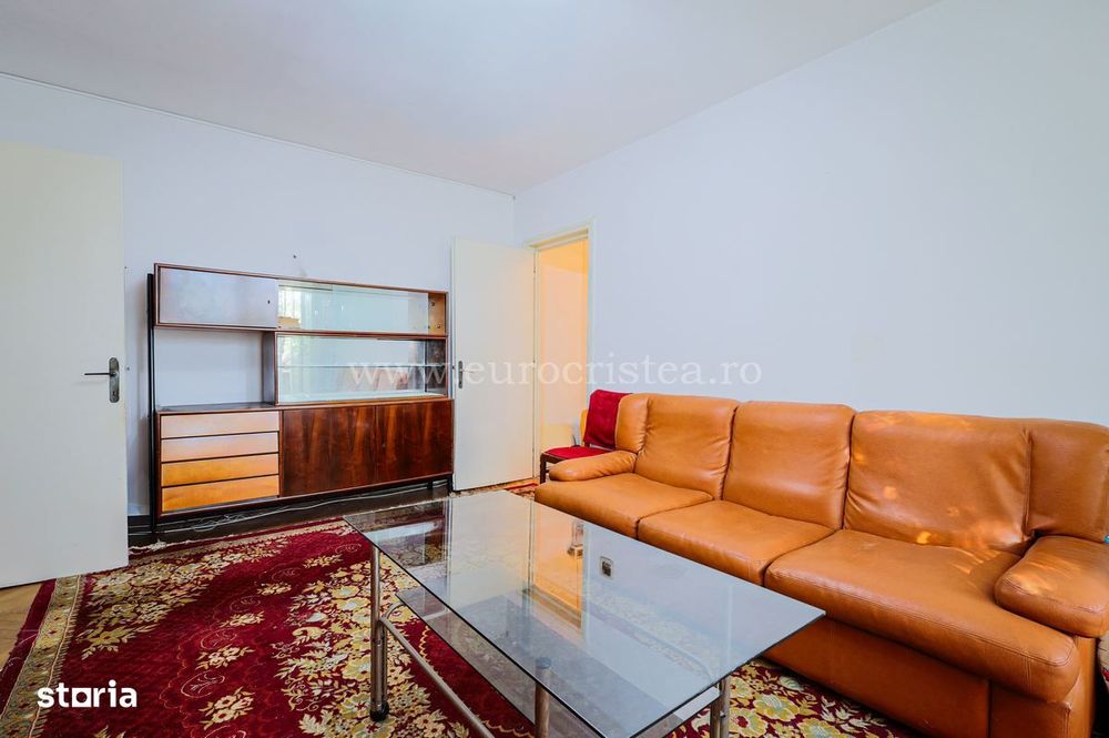 Apartament 2 camere de vânzare în centrul Mangaliei,200m pana la Mare