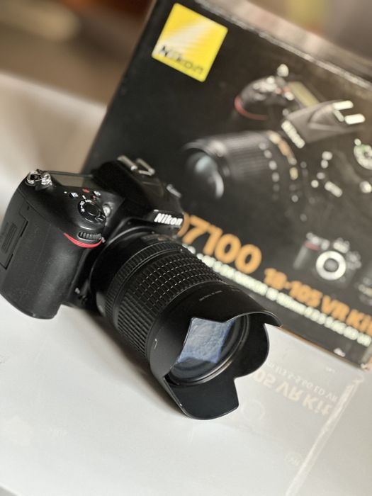 Nikon D7100_ 18/135 полный комплект