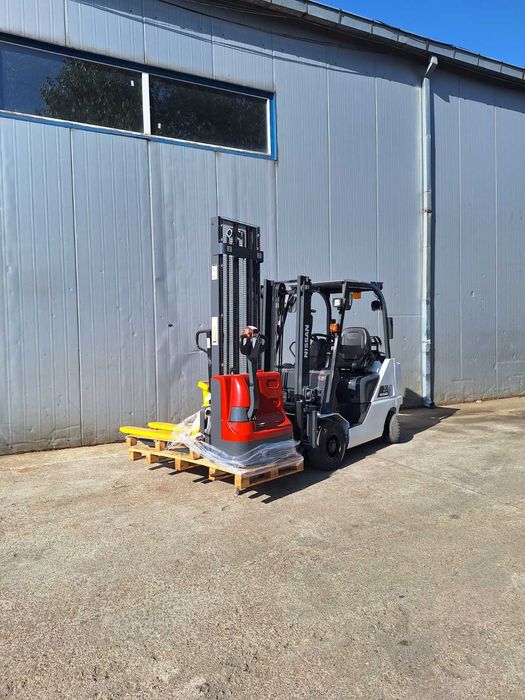 motostivuitor 2 tone stivuitor 2000 kg benzina Nissan an 2019