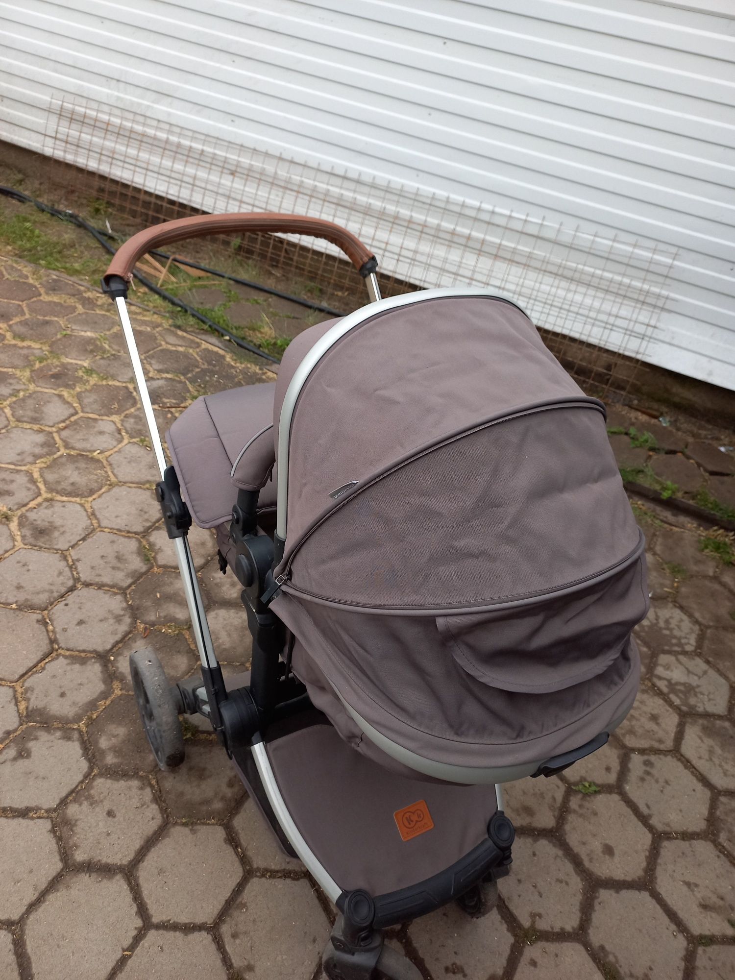 Продам детскую коляску