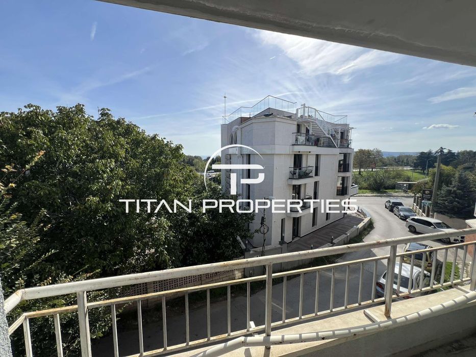 Дава се под наем Тристаен апартамент в Варна, Бриз - 83 кв.м за 600 € - Снимка #12