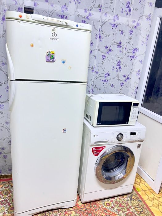 Продам холодильник