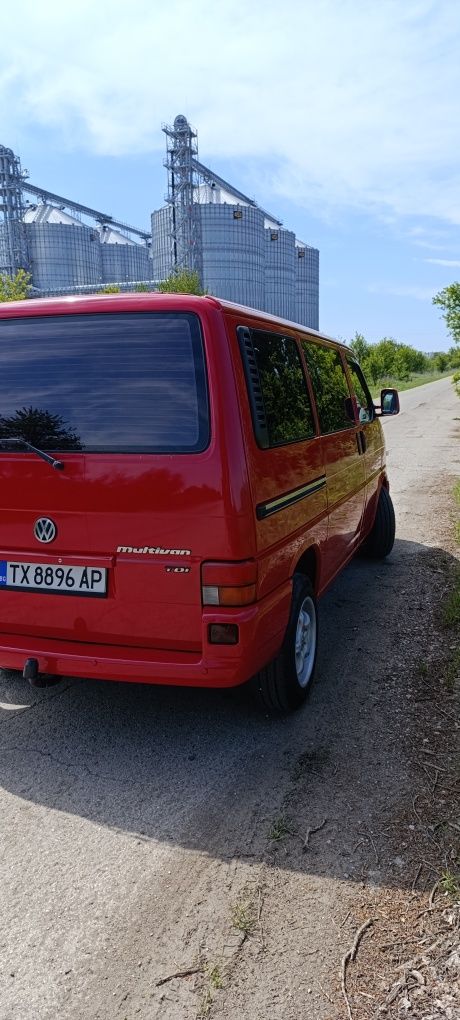 VW T4 Multivan 2.5 TDI 102 к.с. цена до края на месеца