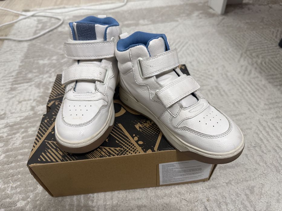 Кроссовки джордан