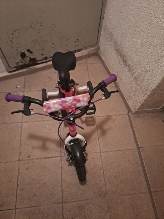 Детско колело  с помощни колелца 16 "