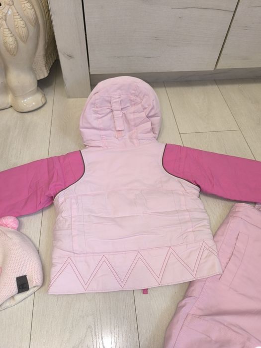 Columbia ски екип 92-98 +шапка Diesel