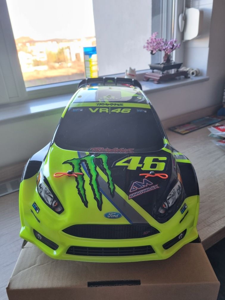 Automodel Traxxas 1/10 4x4 Valentino Rossi