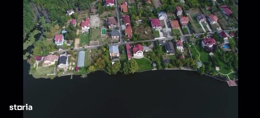 Vila de lux, 427 mp utili si 2313 mp teren, pe malul lacului Cociovali