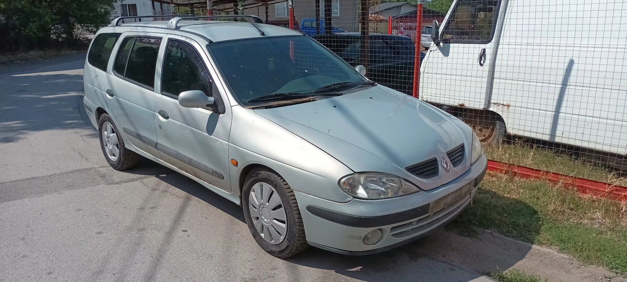 Рено меган 1.9dti 2000г.на части