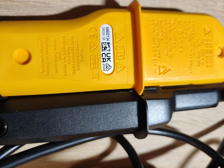 Multimetru digital Fluke T 130 Nou