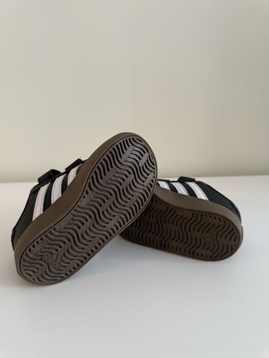 Детски спортни обувки Adidas