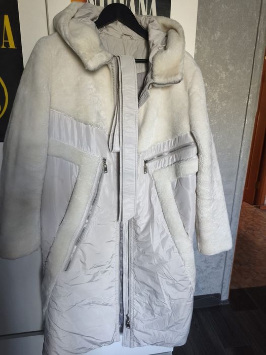 Продам зимнюю куртку