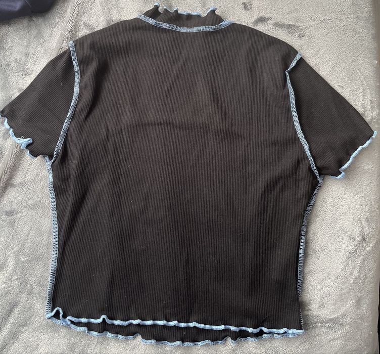 Блуза с паднали рамене и тениска