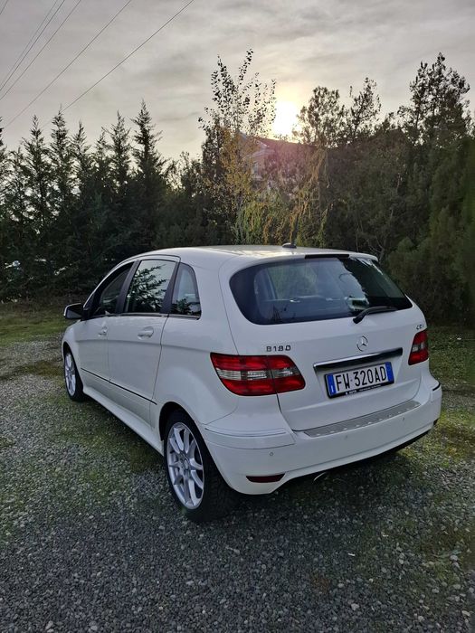 Mercedes B-Class 2.0 Diesel 2011 Euro 5 Automata