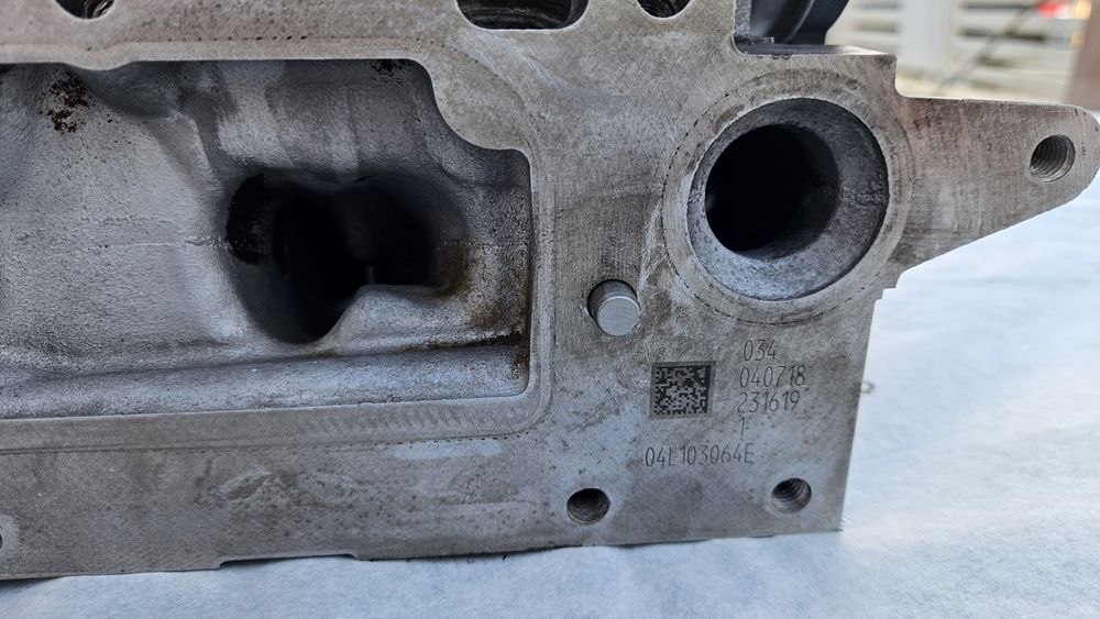 Chiulasă completă VW 2.0 TDI EA288 – DFF/DFFA cu ax, supape și capac –