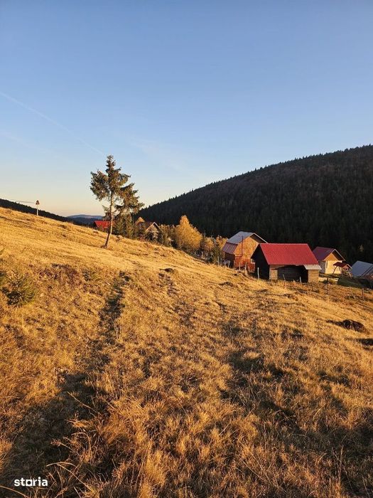 Teren intravilan in supr. de 300 mp., situat in Arieseni, zona Vartop.