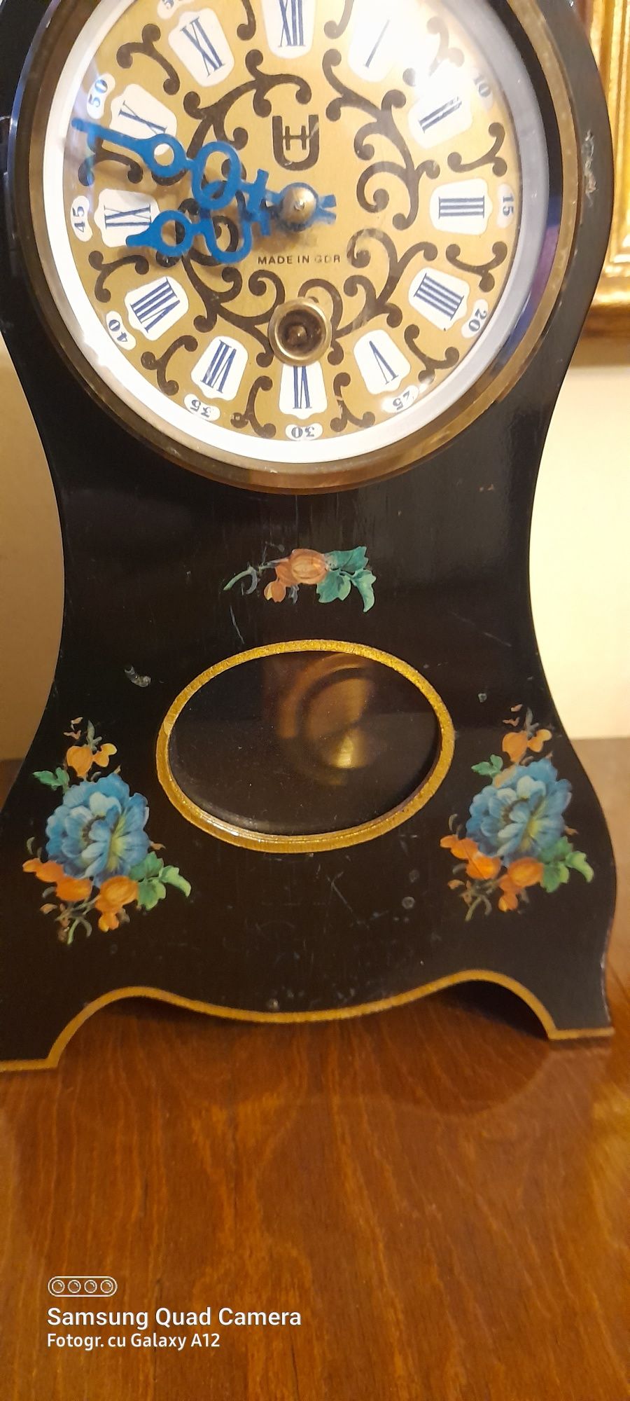 Vechi ceas de semineu nemțesc (RDG) carcasa din lemn pictat